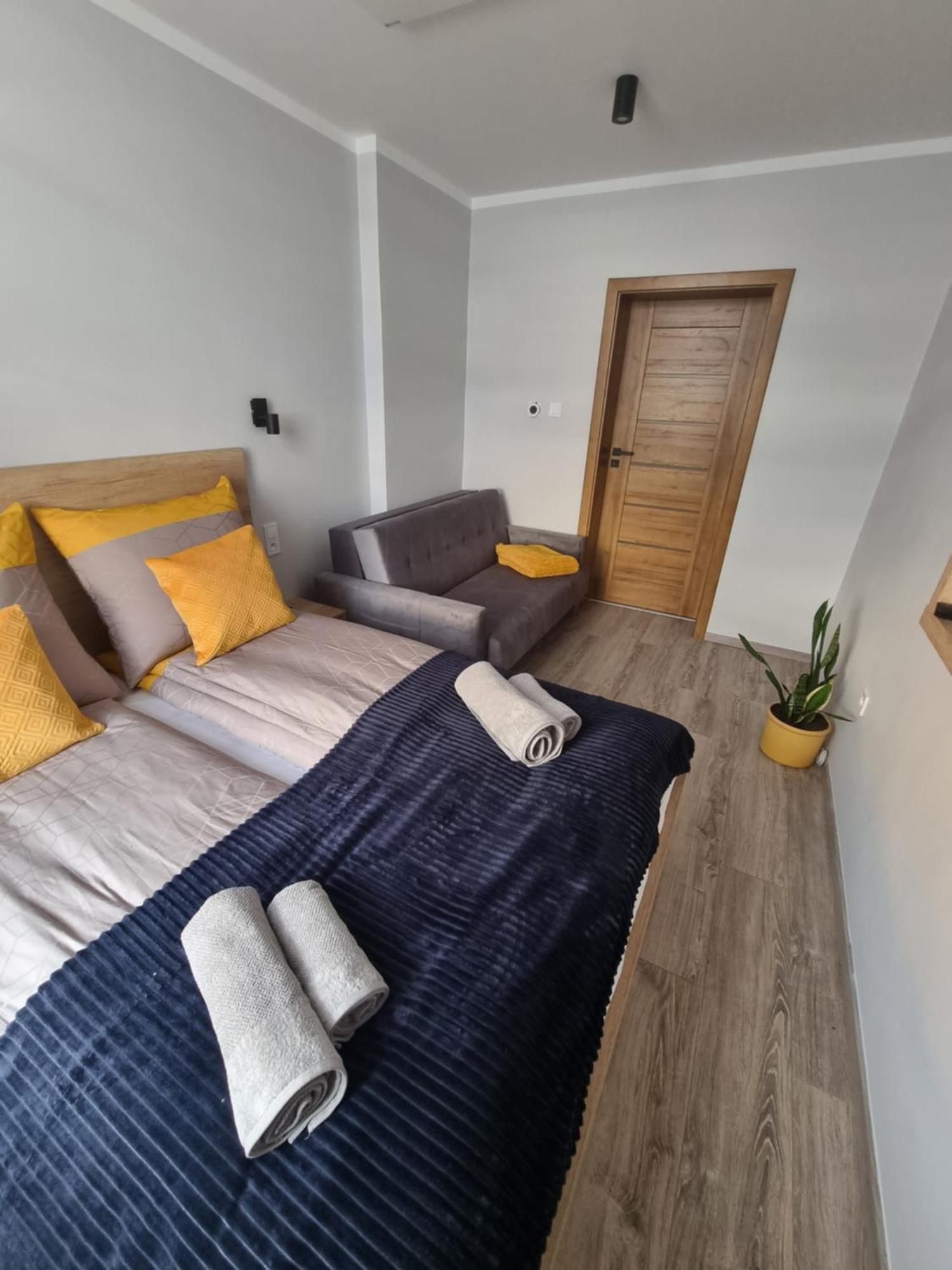 Apartament Lux Lemon Еленя-Гура Экстерьер фото