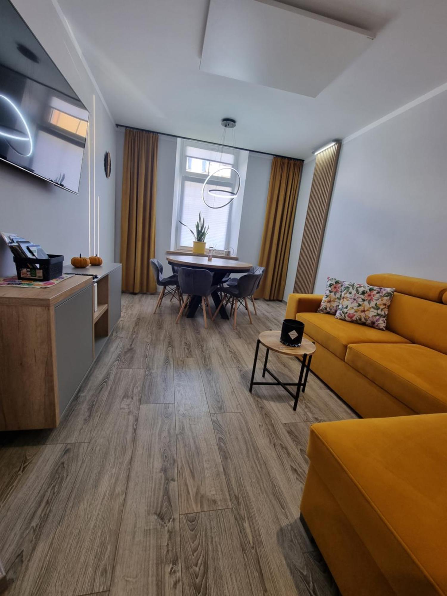 Apartament Lux Lemon Еленя-Гура Экстерьер фото